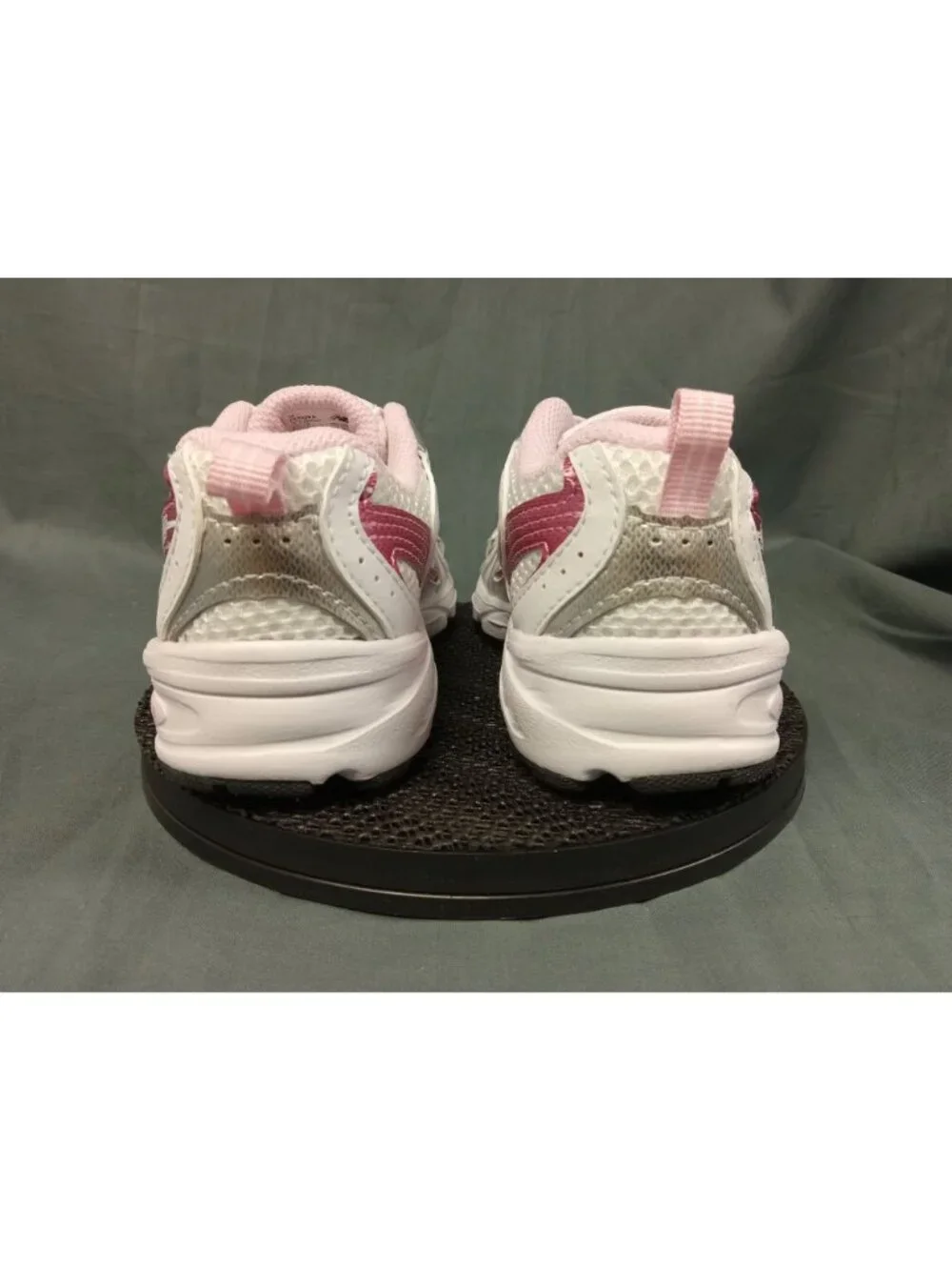 New Balance 530 Sneakers PZ530RK Mesh White Pink Girls Size 2 NEW NO BOX!